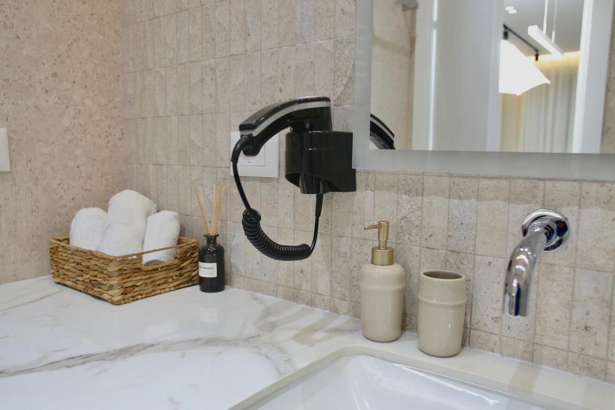 דורס Luxurious Dreamy Seaview Apartment מראה חיצוני תמונה